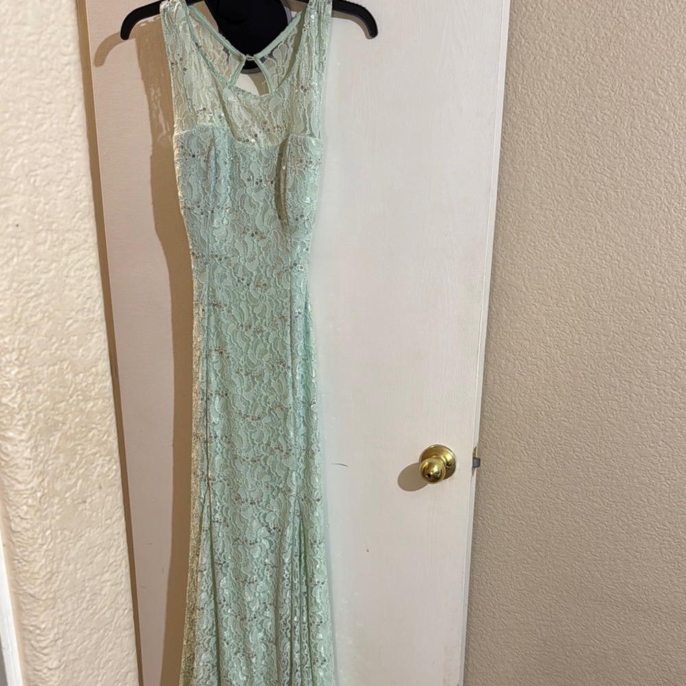Elegant Mint Green Lace Dress